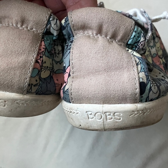 Skechers Multicolor Cat Print Kids Sneakers - Picture 6 of 9